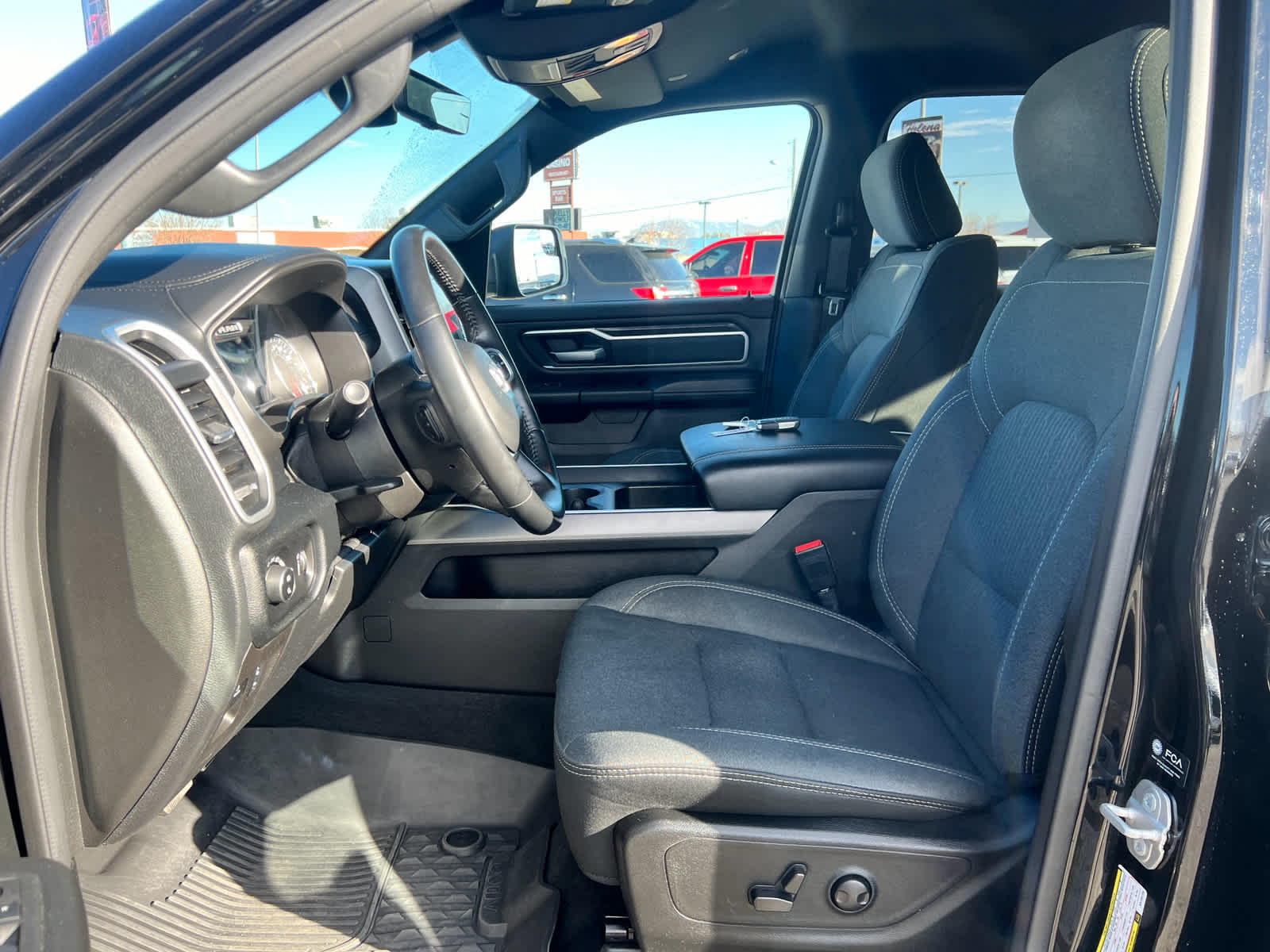 2022 Ram 1500 Big Horn 4x4 Crew Cab 57 Box 10