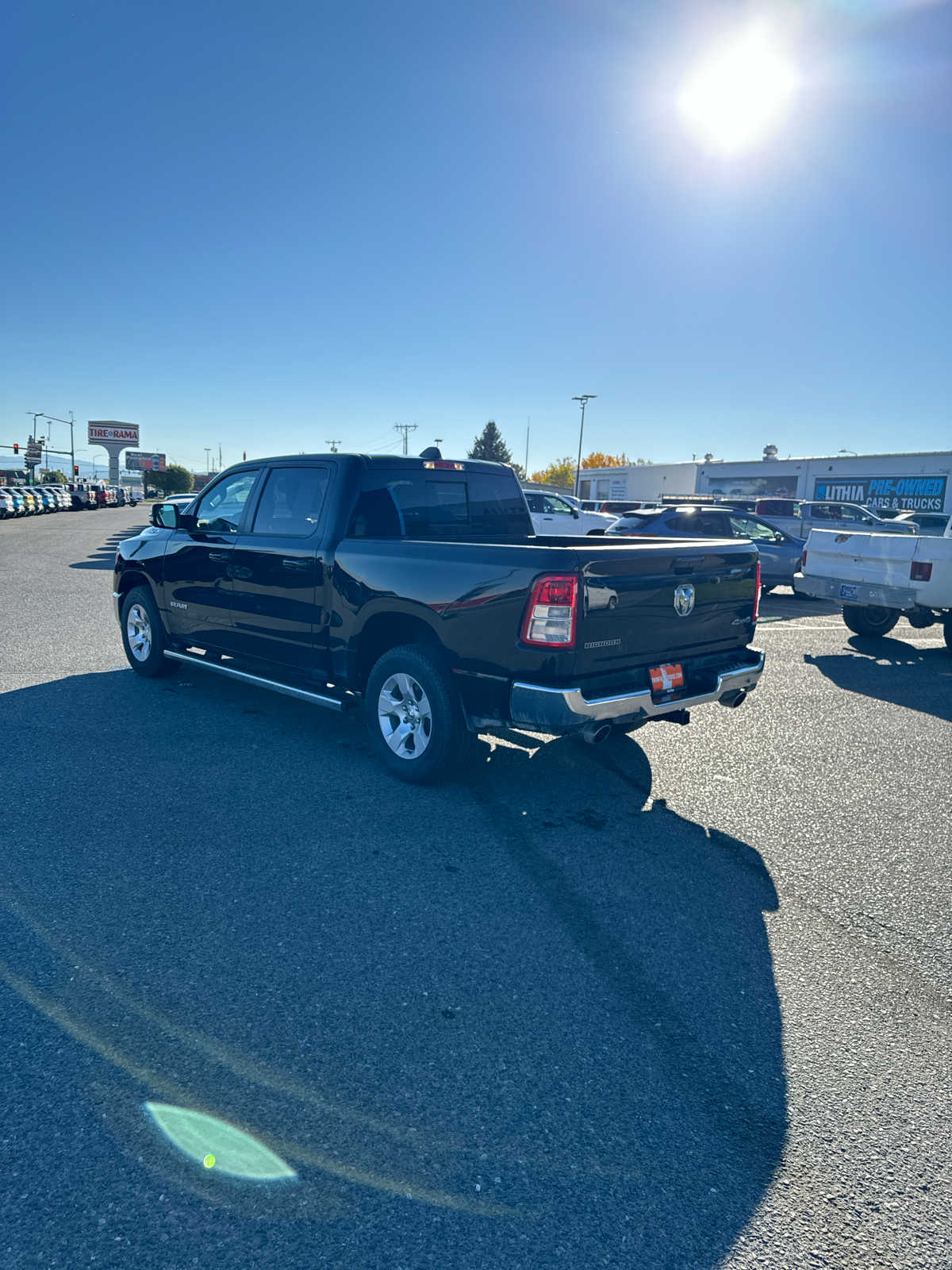 2021 Ram 1500 Big Horn 4x4 Crew Cab 57 Box 3