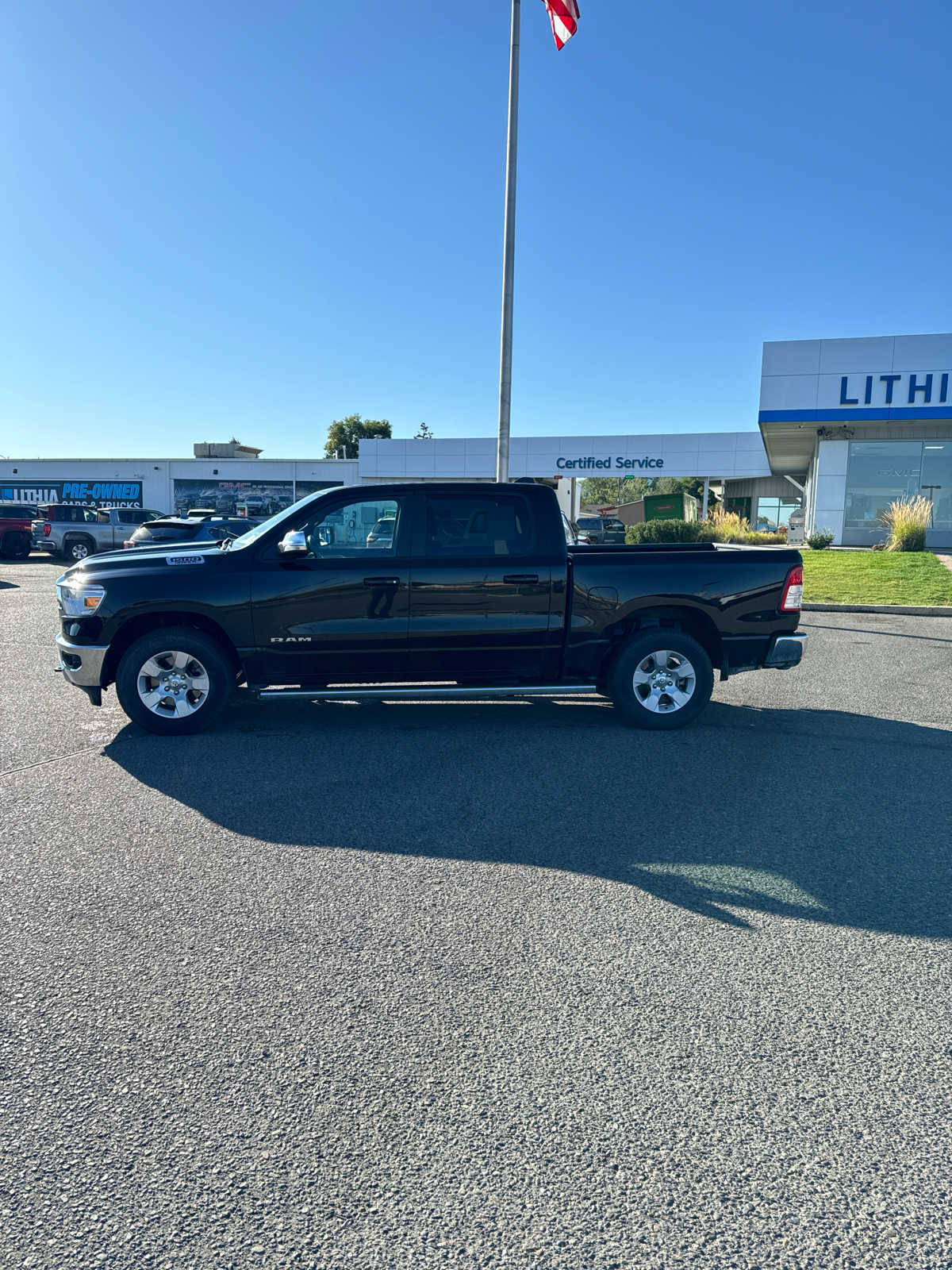 2021 Ram 1500 Big Horn 4x4 Crew Cab 57 Box 2