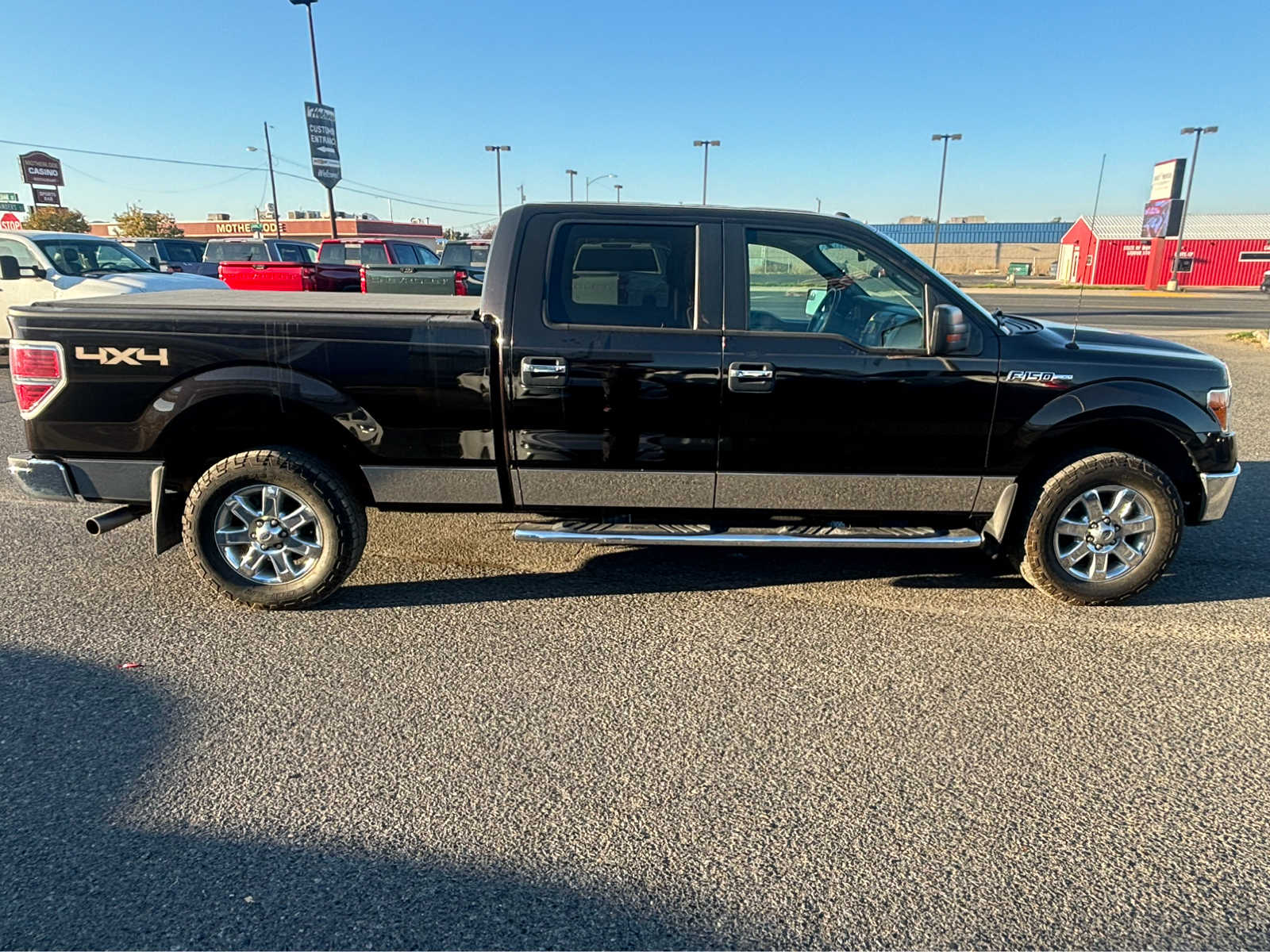 2013 Ford F-150 XLT 4WD SuperCrew 157 6