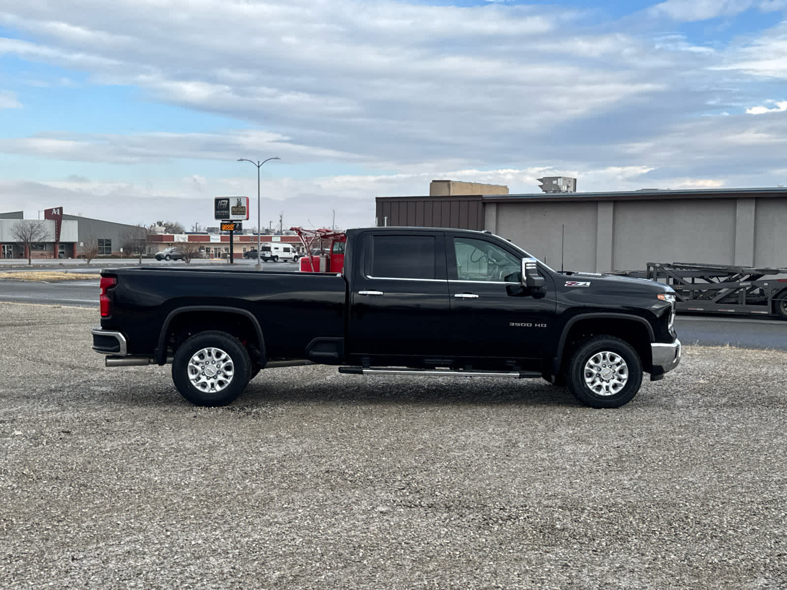 2024 Chevrolet Silverado 3500HD LTZ 4WD Crew Cab 172 11