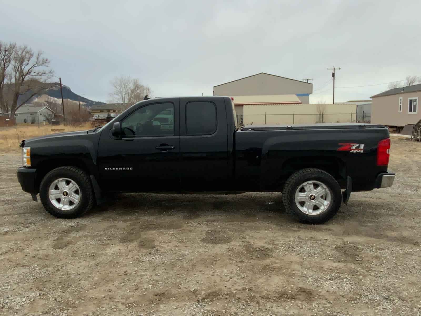 2012 Chevrolet Silverado 1500 LTZ 4WD Ext Cab 143.5 3