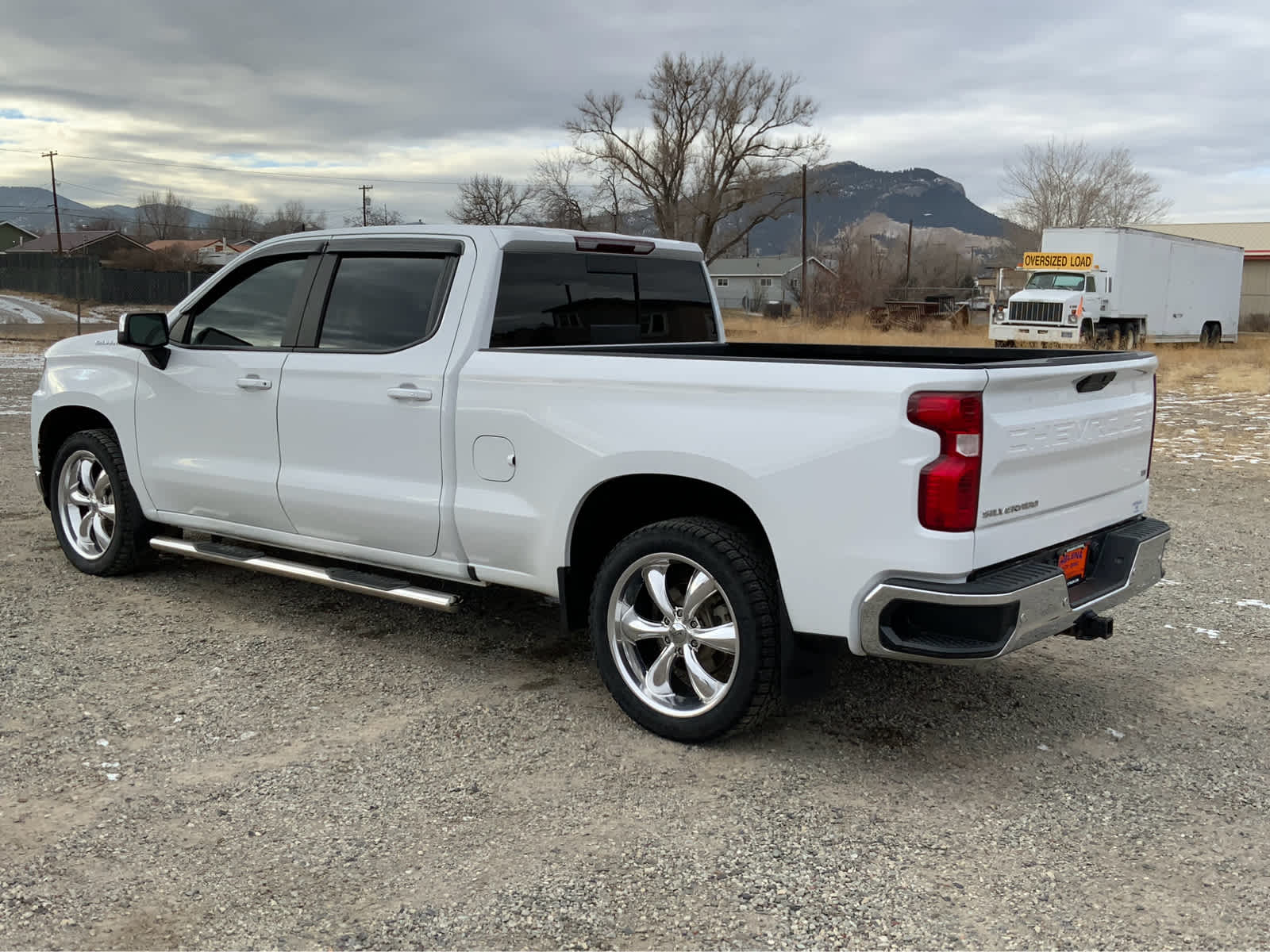 2019 Chevrolet Silverado 1500 LT 4WD Crew Cab 157 3