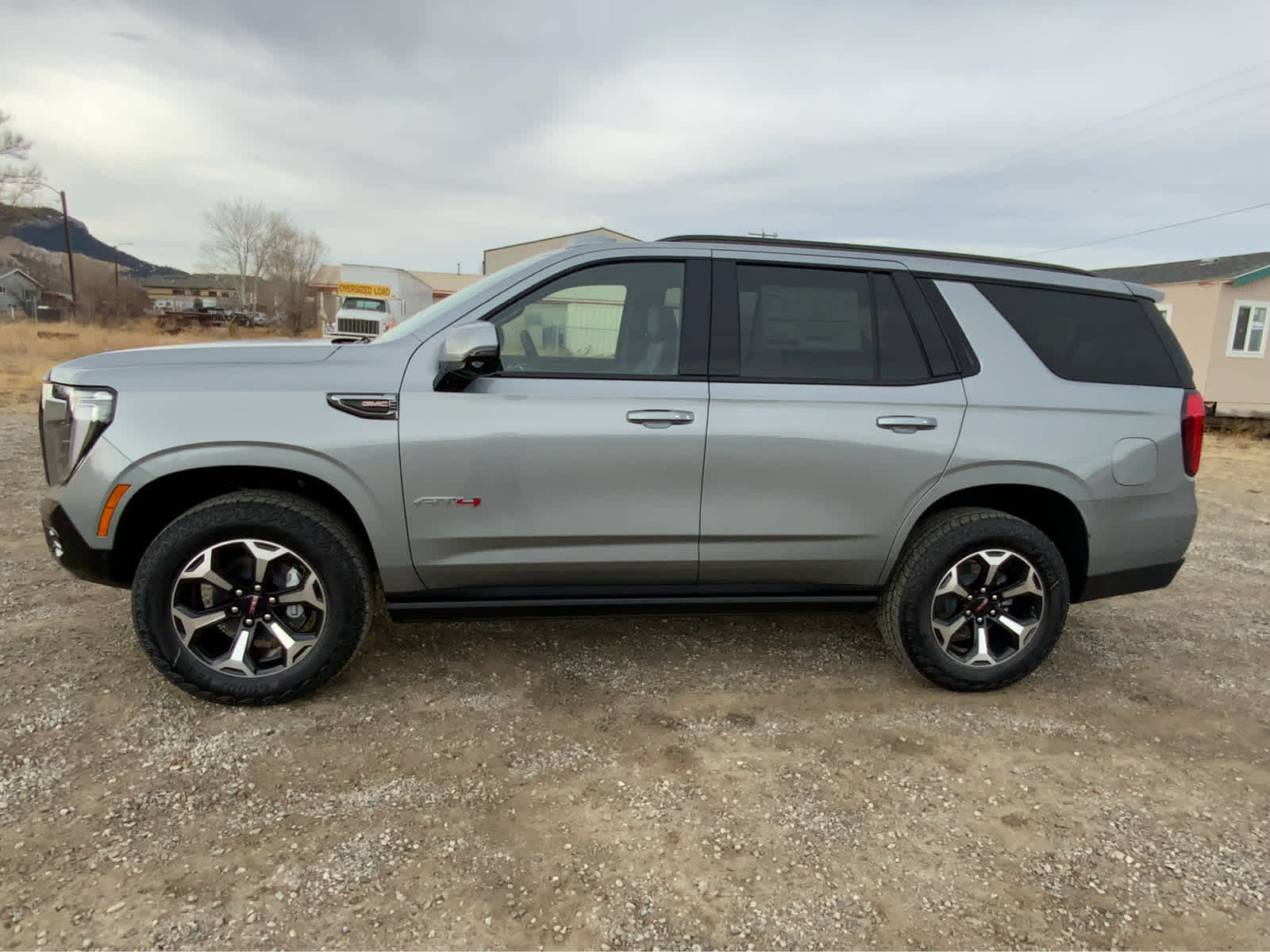 2025 GMC Yukon AT4 4