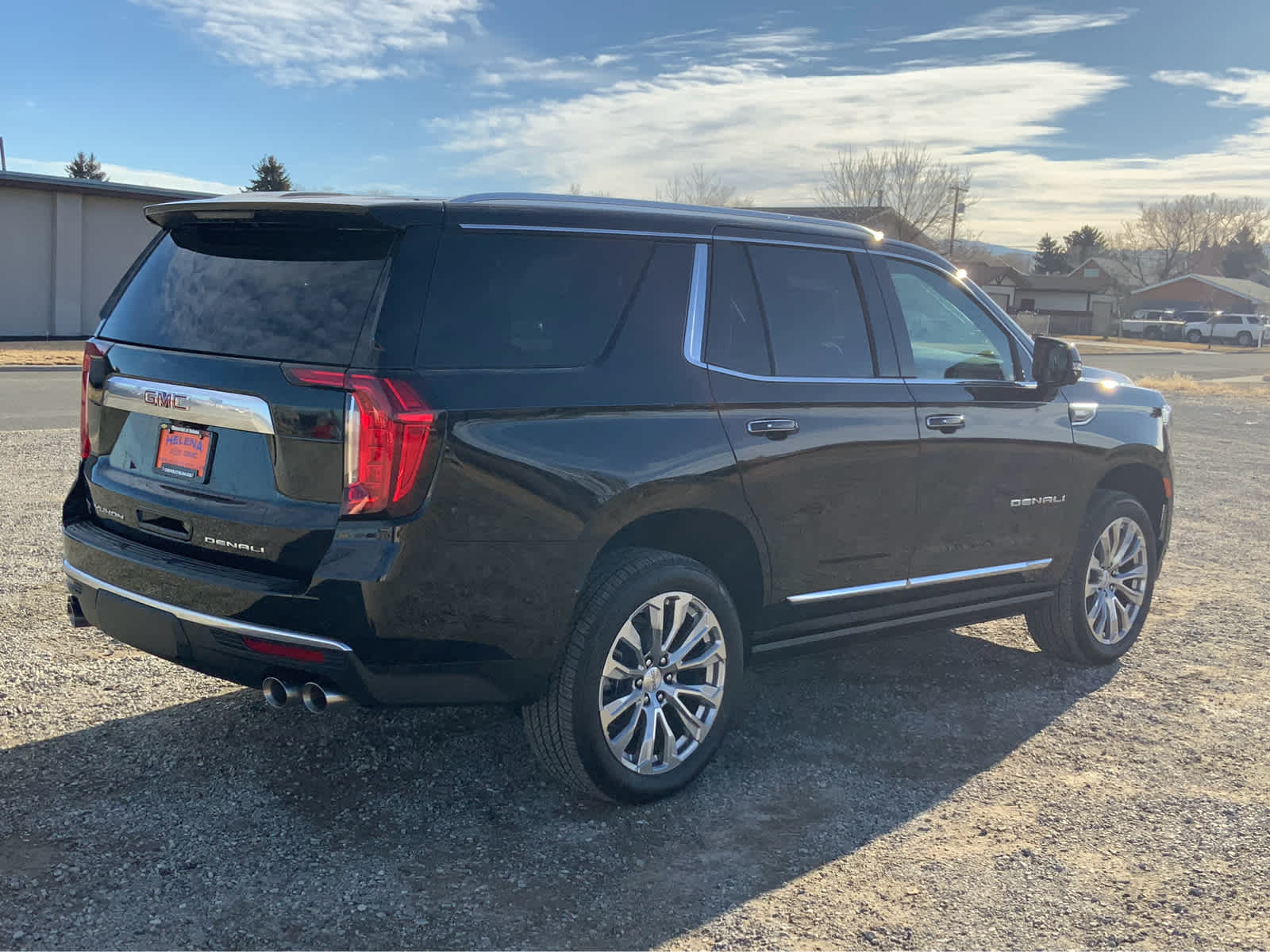 2024 GMC Yukon Denali 8