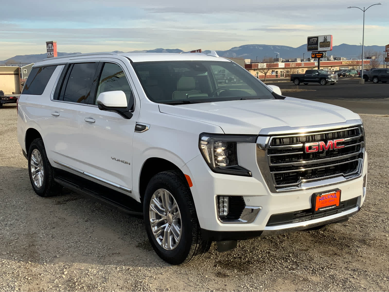 2024 GMC Yukon XL SLT 10