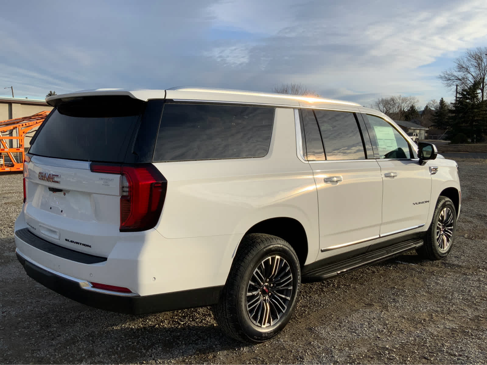 2025 GMC Yukon XL Elevation 9