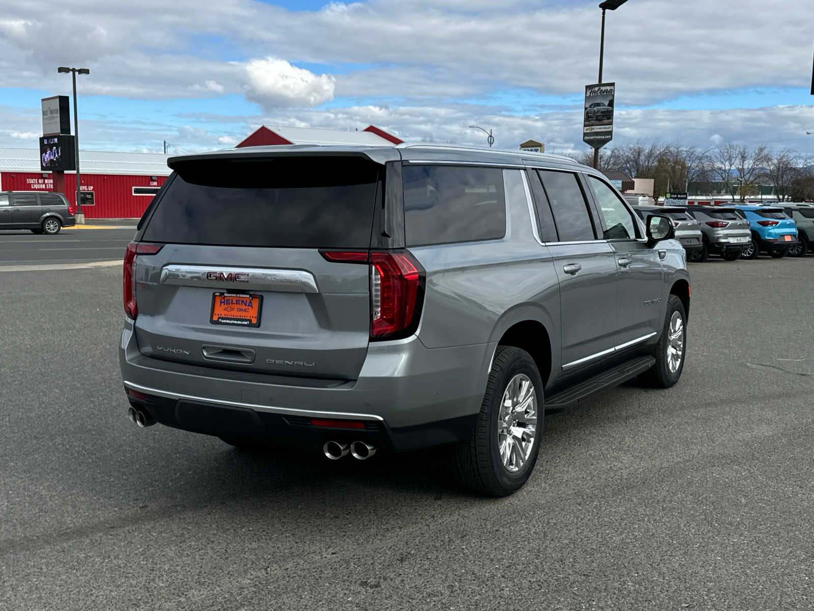 2024 GMC Yukon XL Denali 11