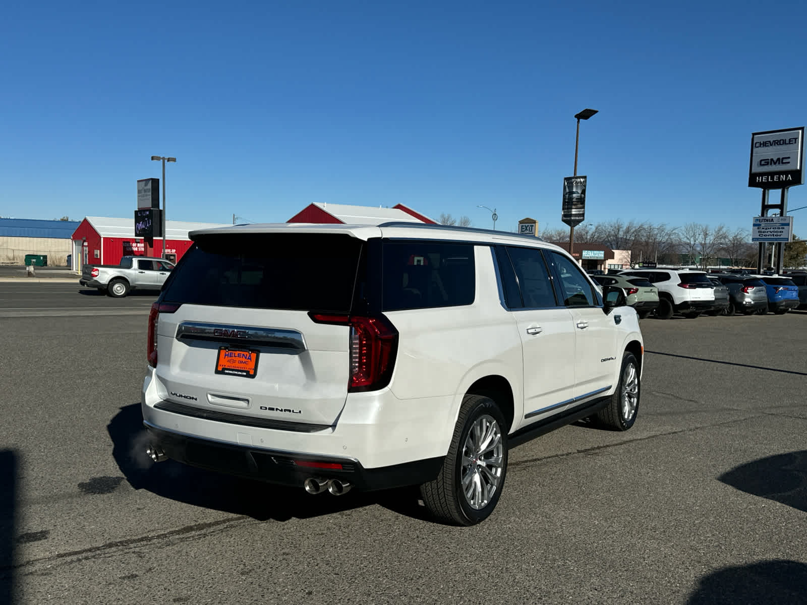 2024 GMC Yukon XL Denali 9