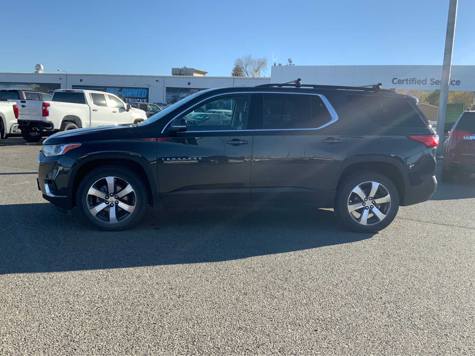 2021 Chevrolet Traverse LT Leather 2