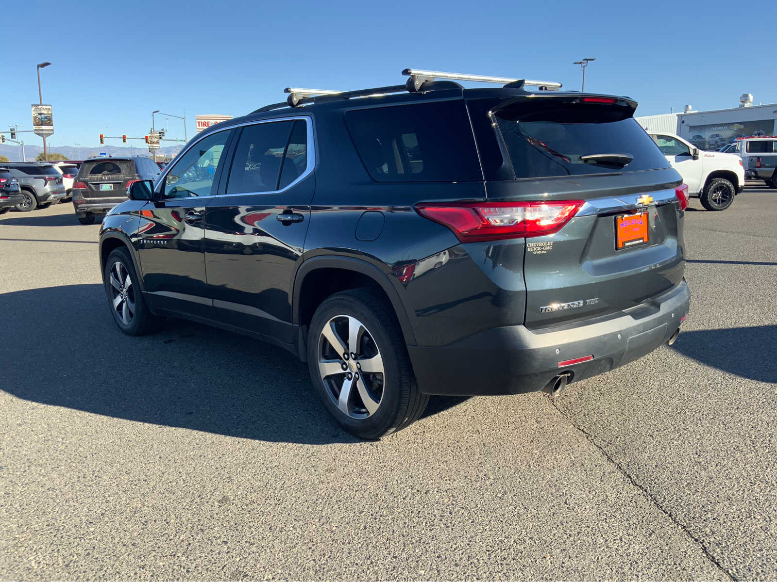 2021 Chevrolet Traverse LT Leather 3