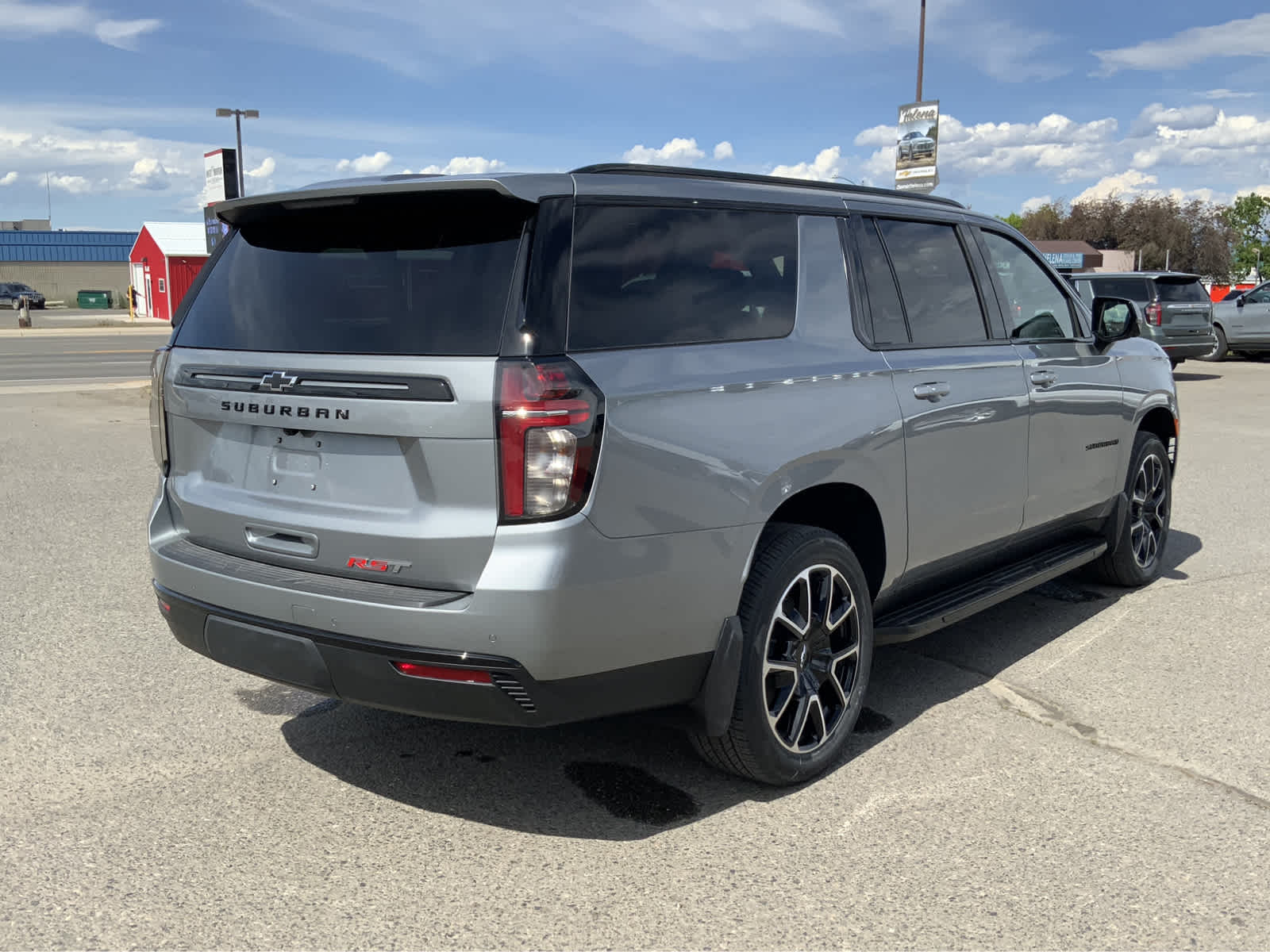 2024 Chevrolet Suburban RST 5