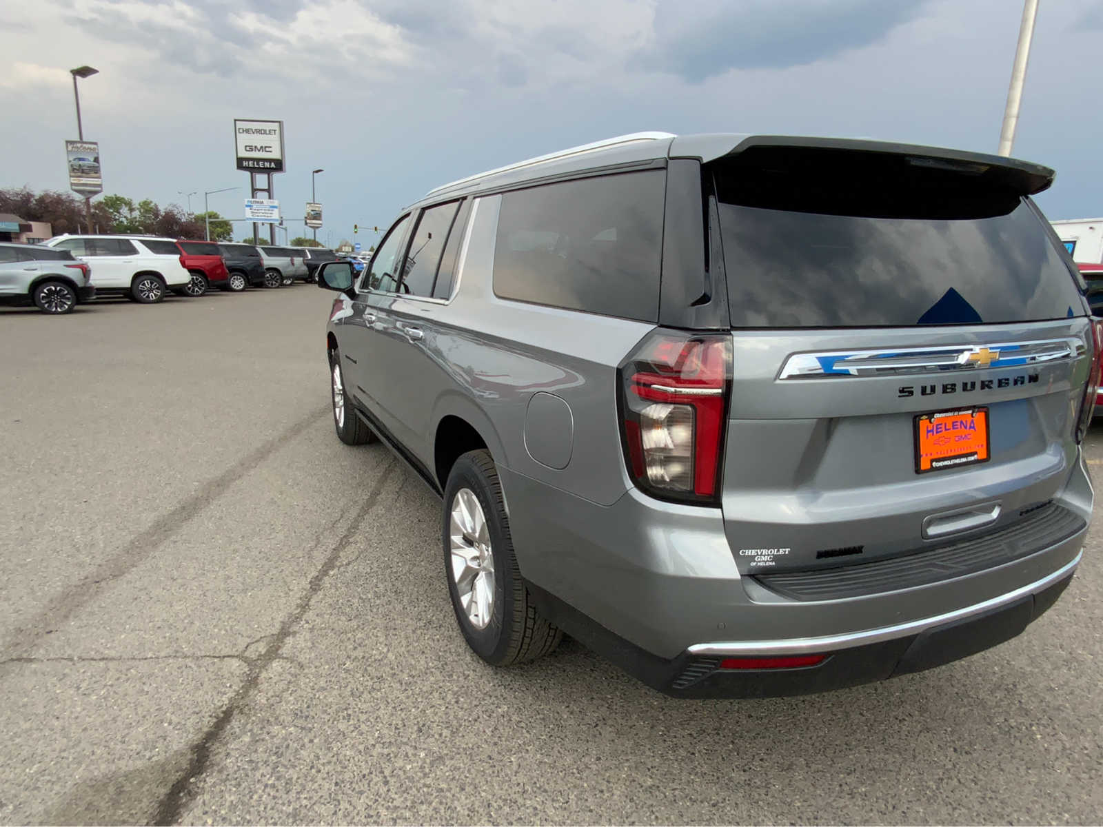 2024 Chevrolet Suburban Premier 6