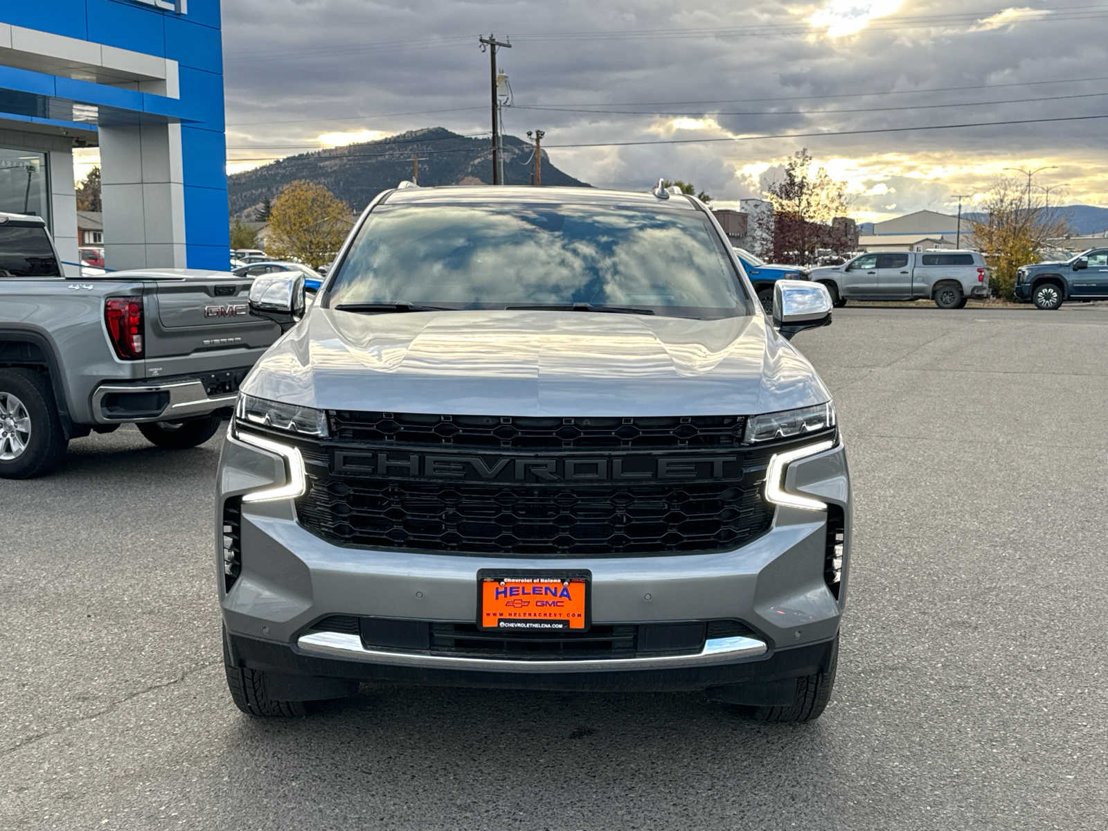 2024 Chevrolet Suburban Premier 13