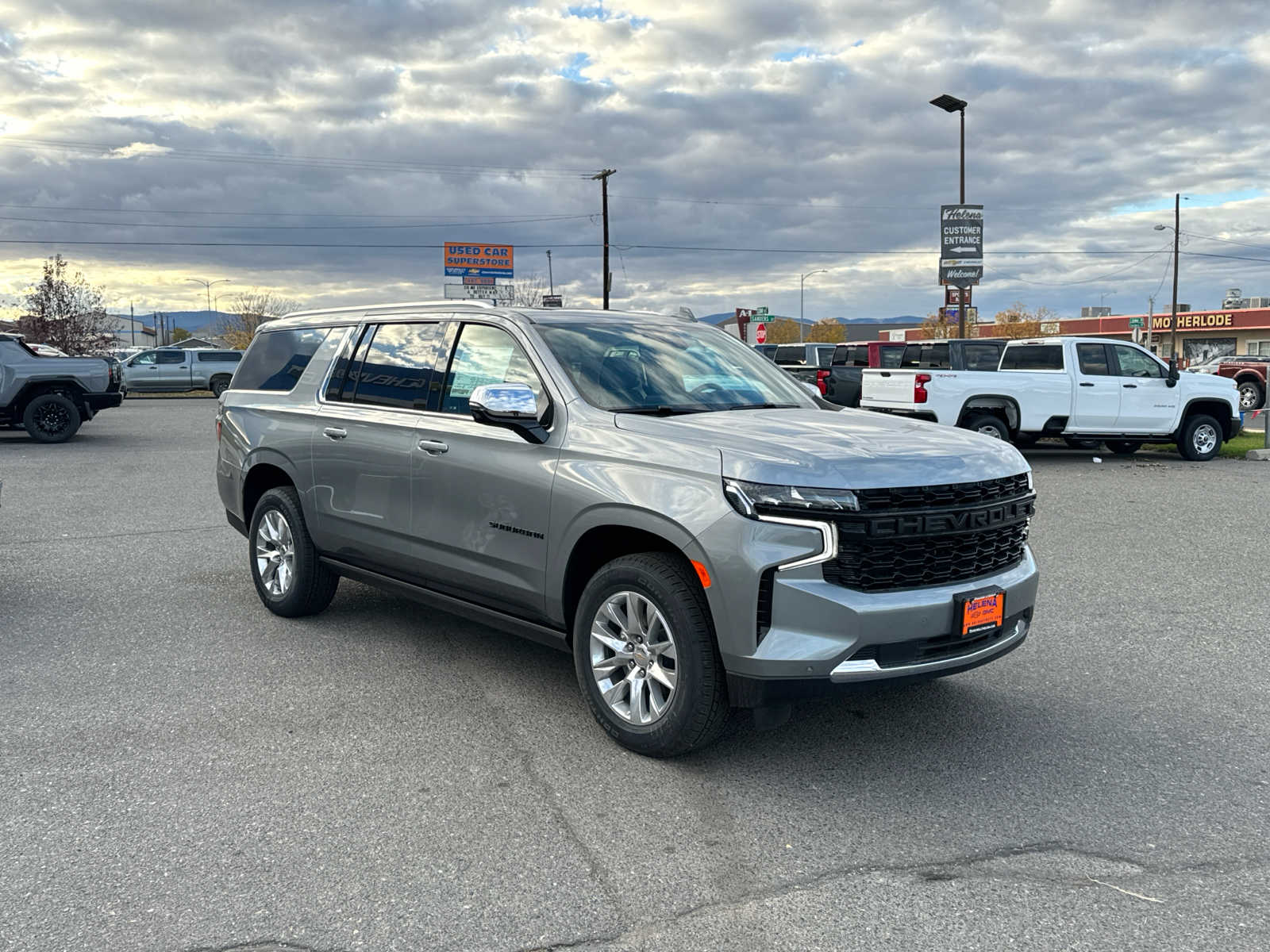 2024 Chevrolet Suburban Premier 12