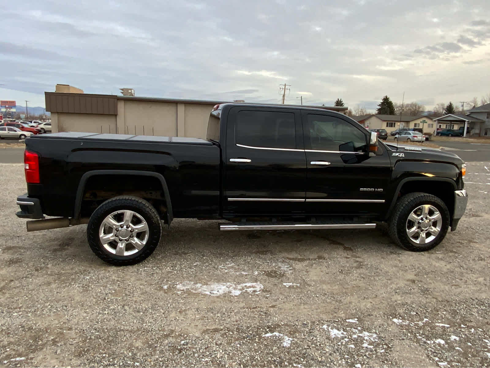 2018 GMC Sierra 2500HD SLT 4WD Crew Cab 153.7 6