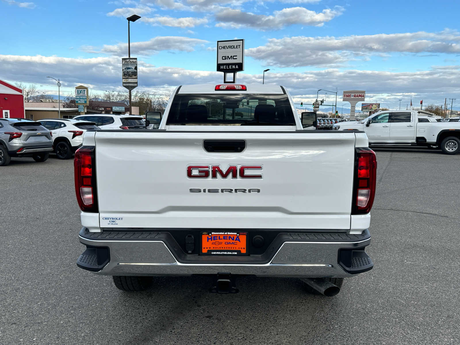 2024 GMC Sierra 3500HD Pro 4WD Reg Cab 142 8