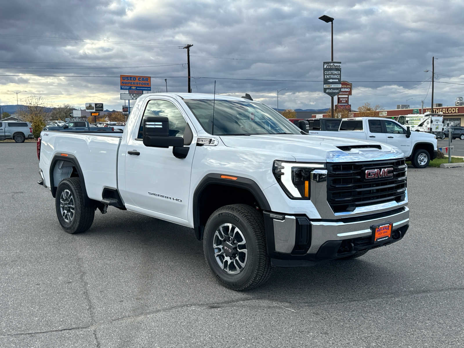 2024 GMC Sierra 3500HD Pro 4WD Reg Cab 142 11