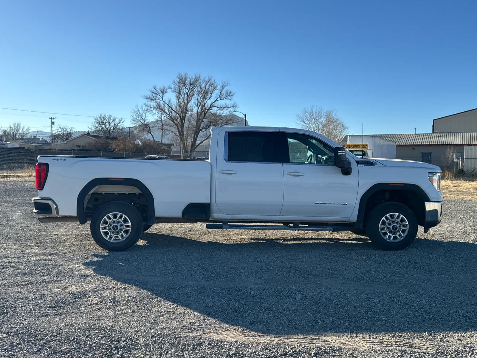 2023 GMC Sierra 2500HD SLE 4WD Crew Cab 172 9