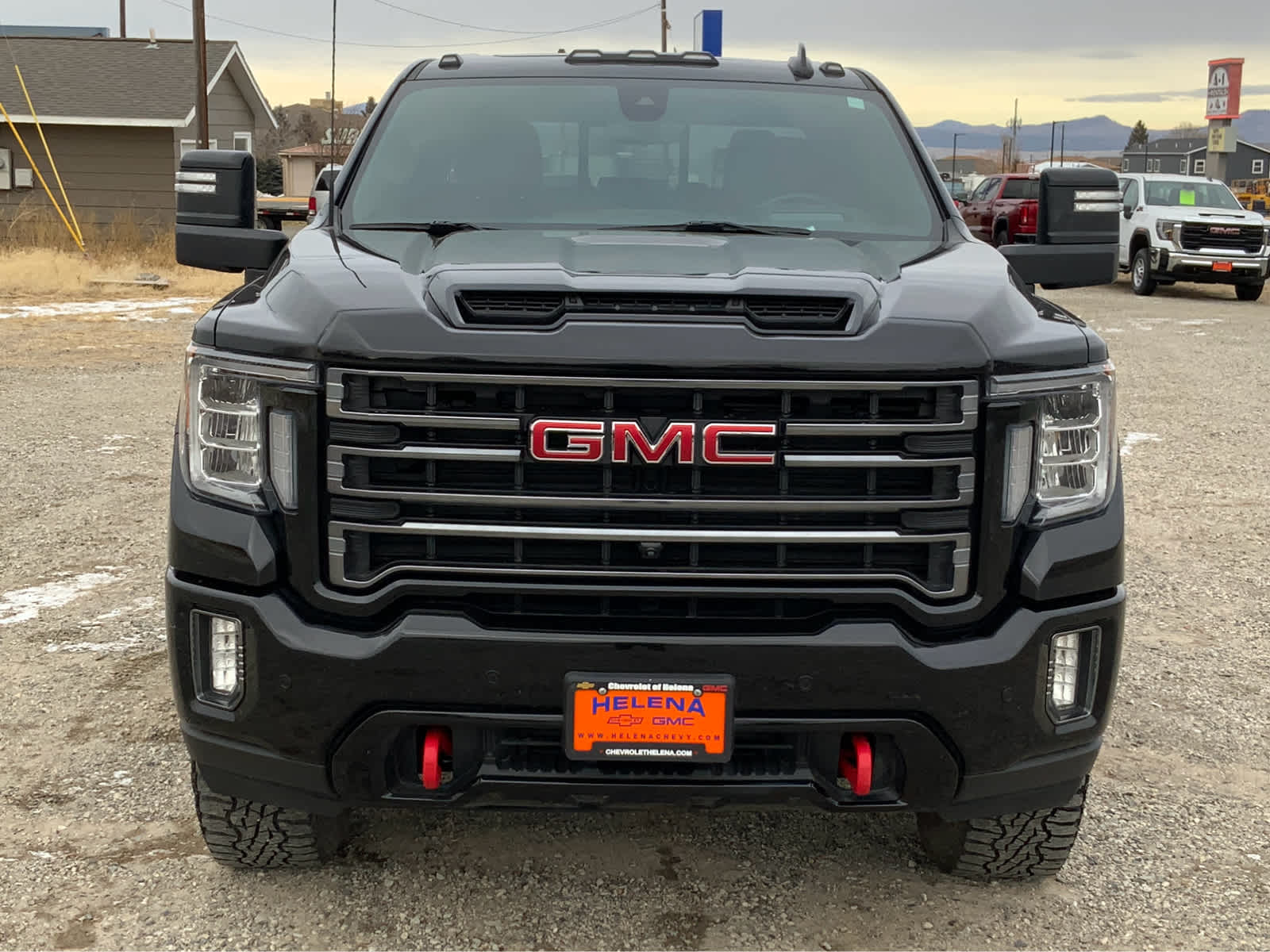 2022 GMC Sierra 2500HD AT4 4WD Crew Cab 159 8