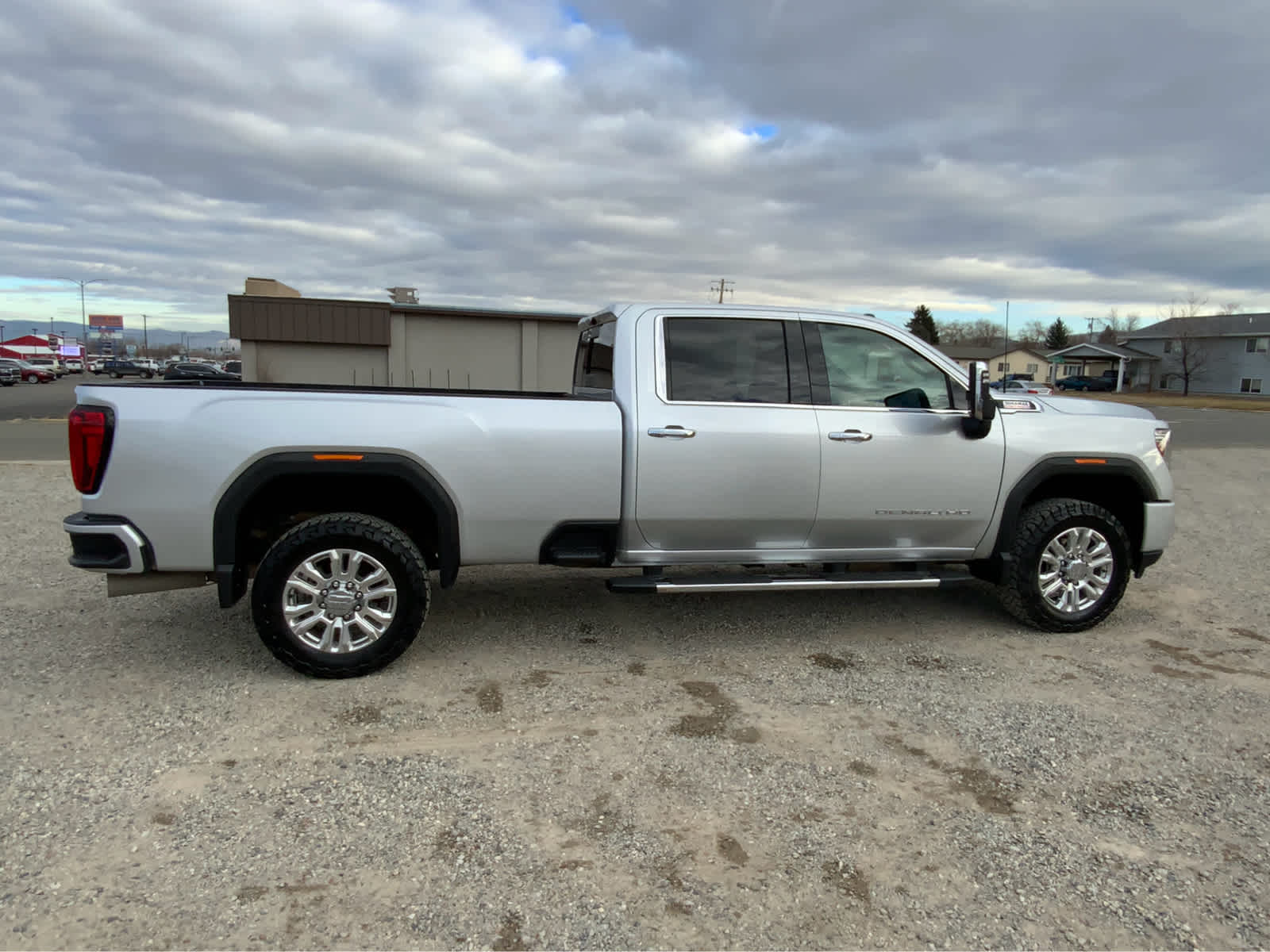 2021 GMC Sierra 3500HD Denali 4WD Crew Cab 172 6