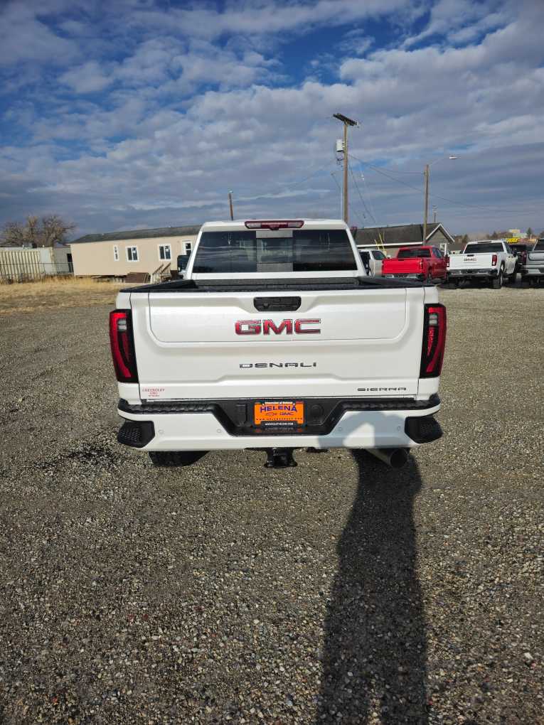 2025 GMC Sierra 2500HD Denali 4WD Crew Cab 159 4