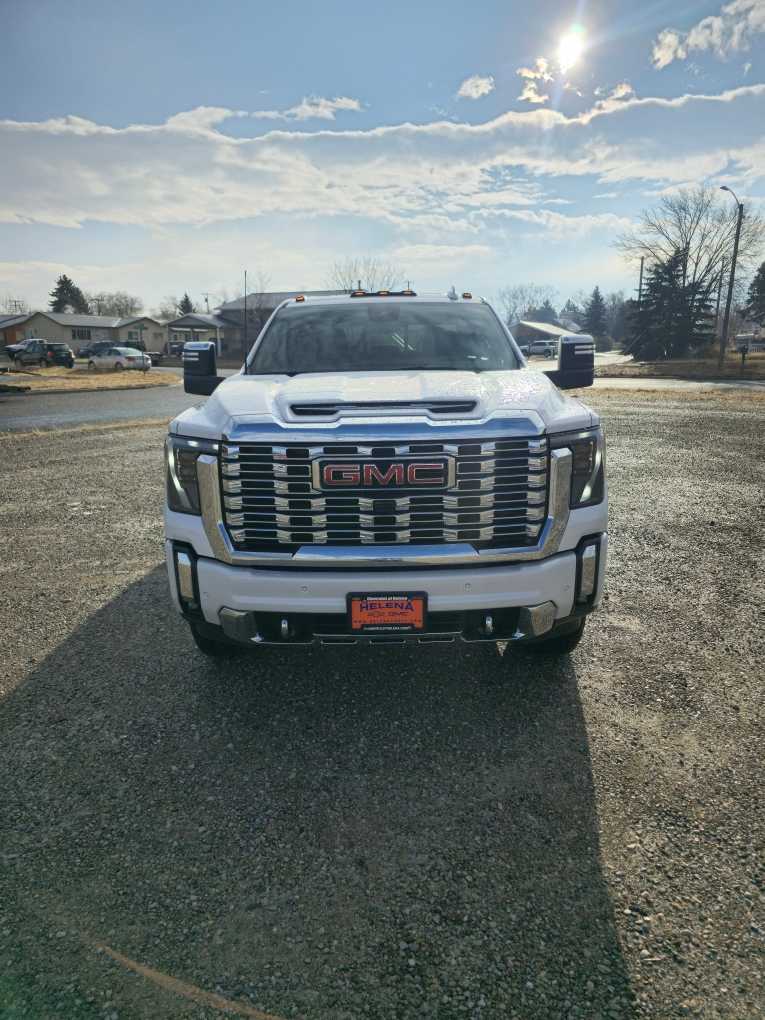 2025 GMC Sierra 2500HD Denali 4WD Crew Cab 159 8