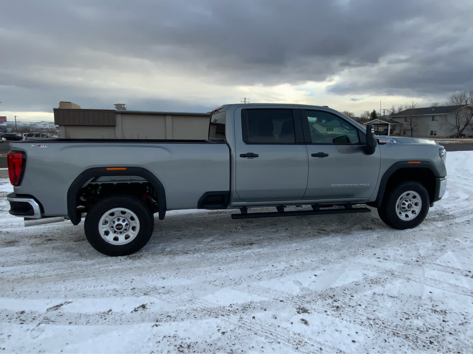 2025 GMC Sierra 3500HD Pro 4WD Crew Cab 172 7