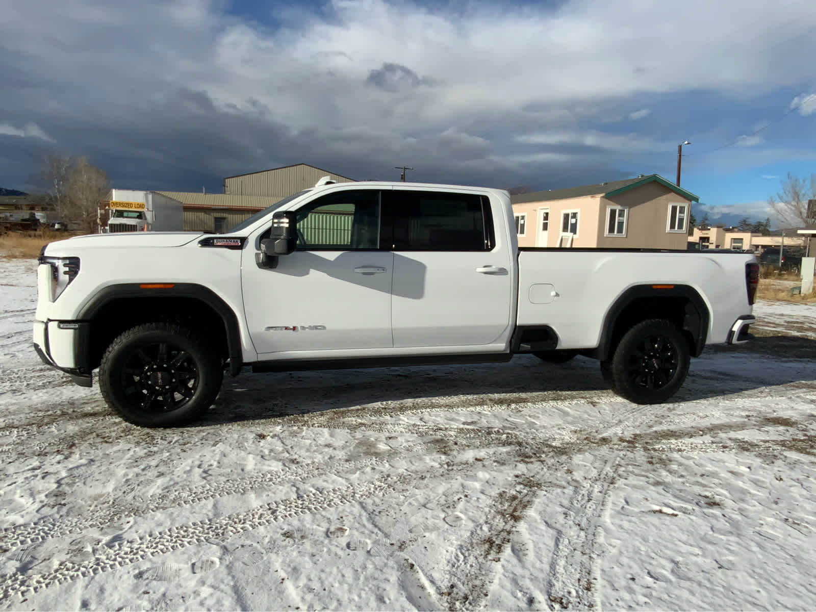 2025 GMC Sierra 3500HD AT4 4WD Crew Cab 172 2