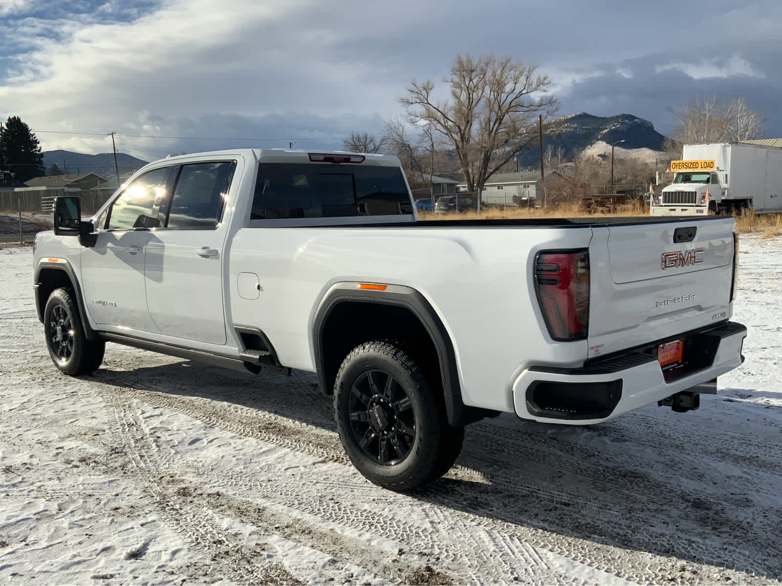 2025 GMC Sierra 3500HD AT4 4WD Crew Cab 172 3