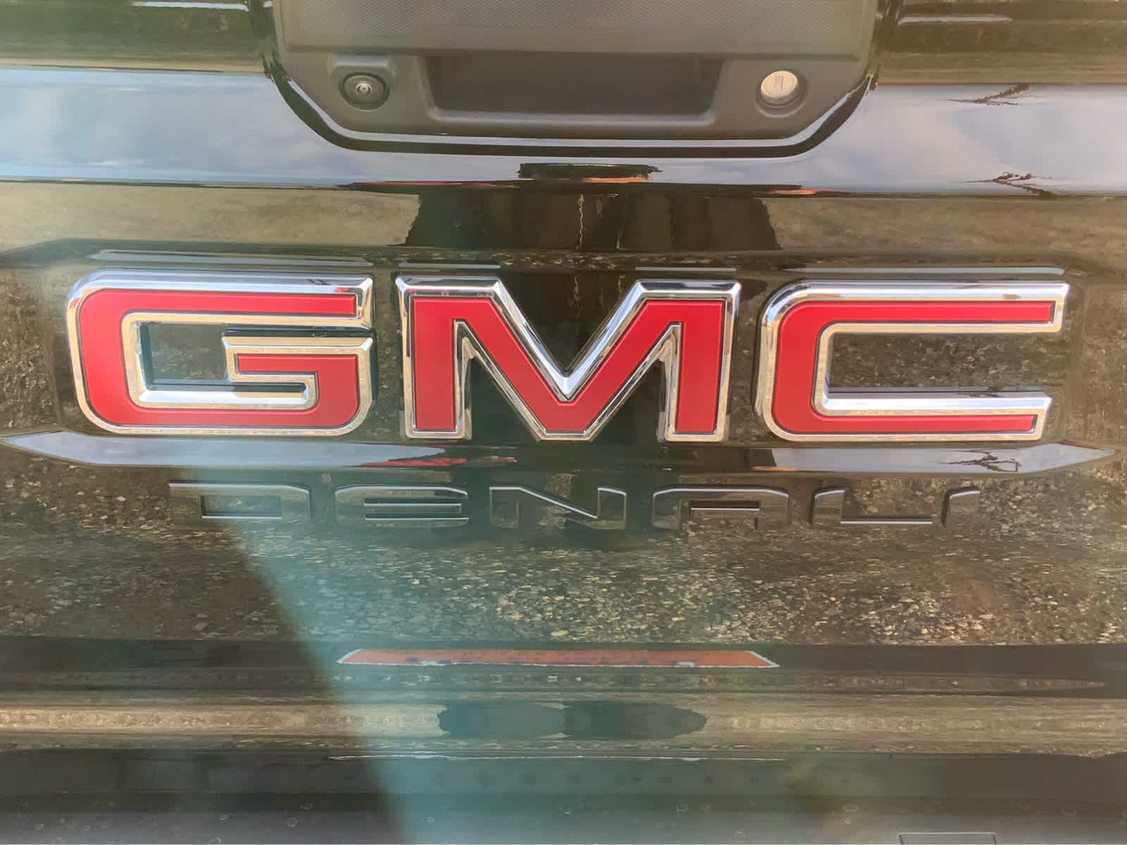 2024 GMC Canyon 4WD Denali Crew Cab 5