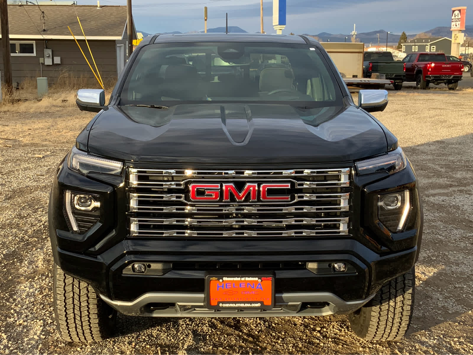 2024 GMC Canyon 4WD Denali Crew Cab 10