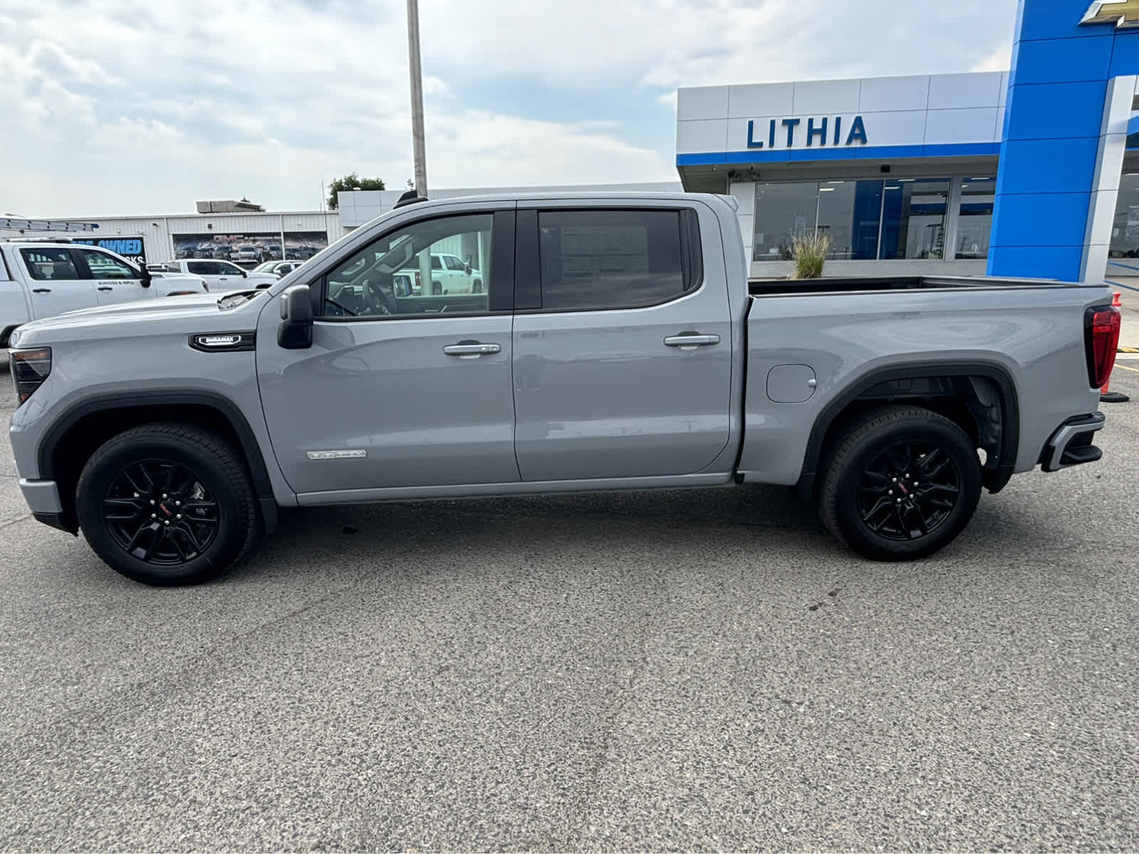 2024 GMC Sierra 1500 Elevation 2WD Crew Cab 147 3