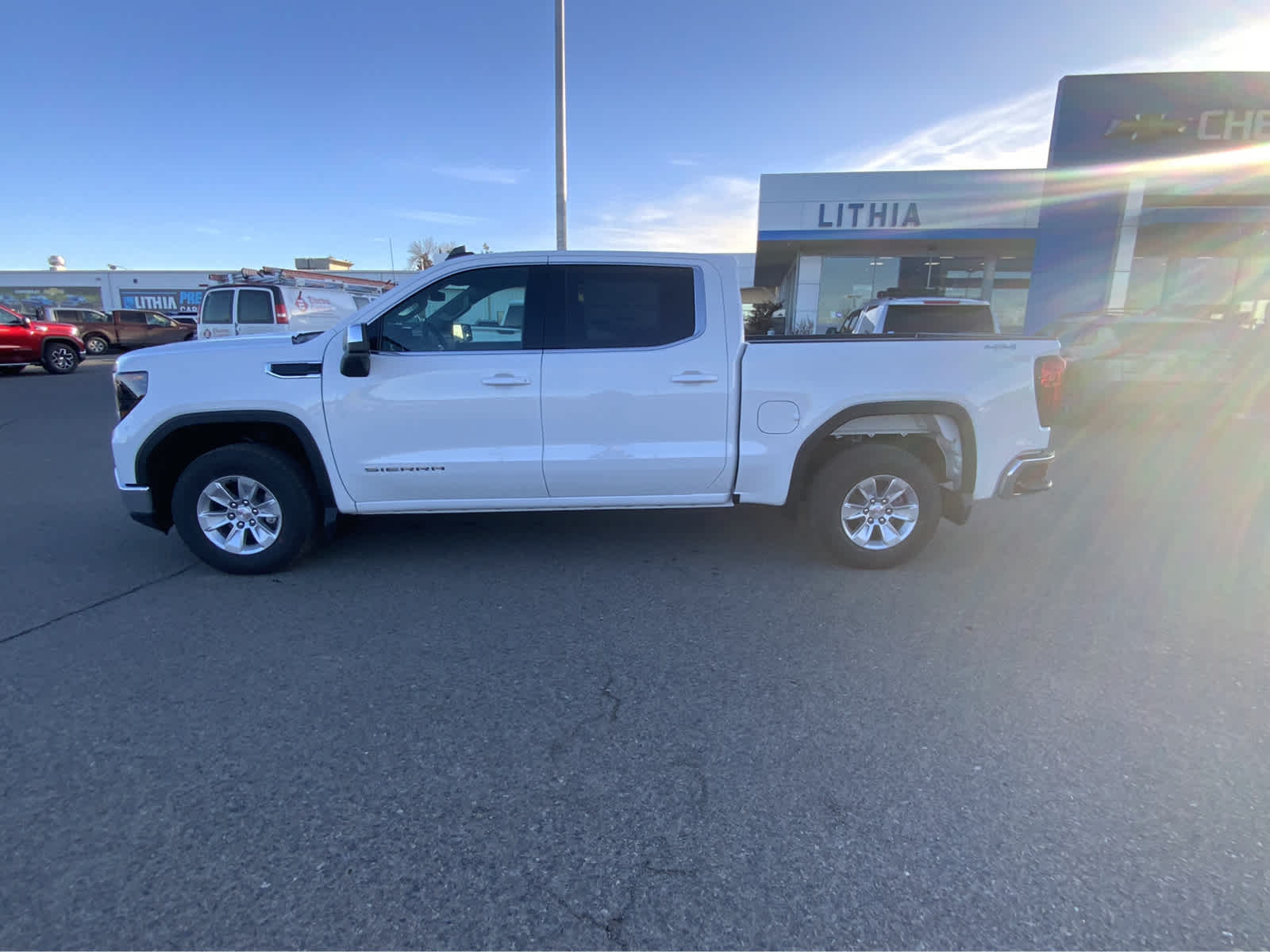 2024 GMC Sierra 1500 SLE 4WD Crew Cab 147 2