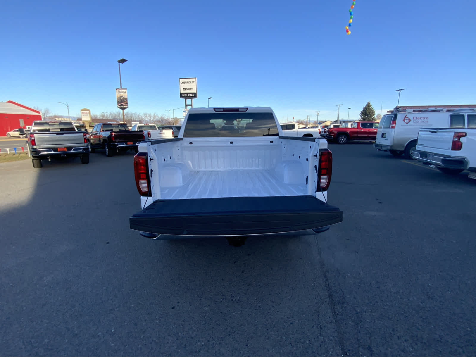 2024 GMC Sierra 1500 SLE 4WD Crew Cab 147 5