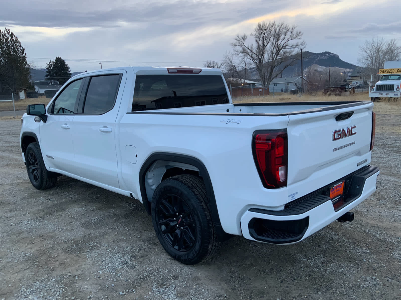 2025 GMC Sierra 1500 Elevation 4WD Crew Cab 147 5