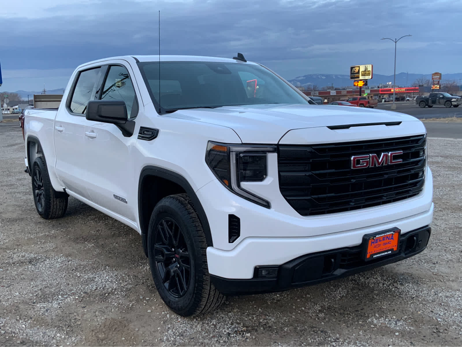 2025 GMC Sierra 1500 Elevation 4WD Crew Cab 147 10