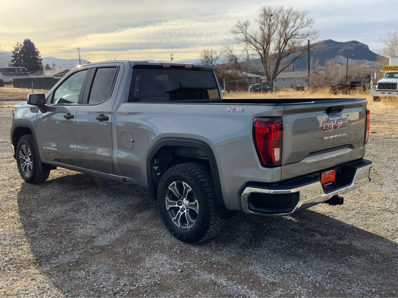 2025 GMC Sierra 1500 Pro 4WD Double Cab 147 3