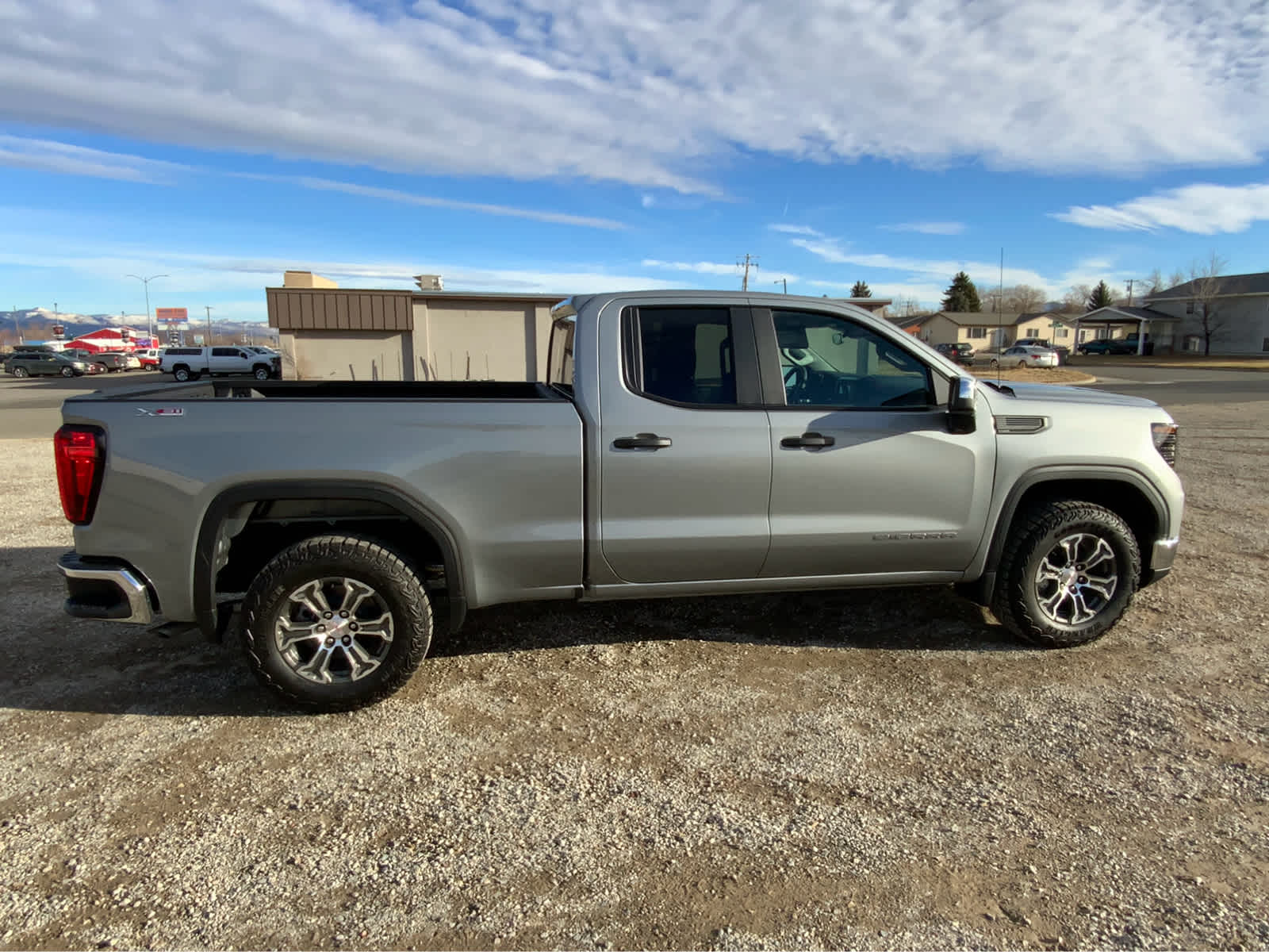 2025 GMC Sierra 1500 Pro 4WD Double Cab 147 8