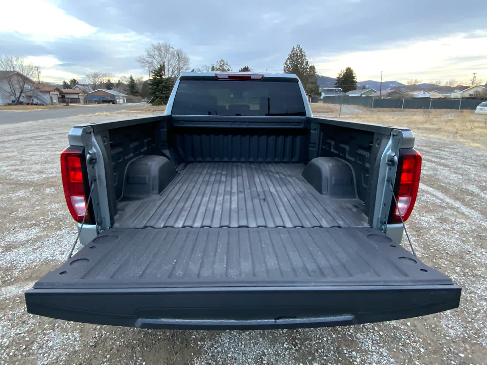 2025 GMC Sierra 1500 Pro 4WD Double Cab 147 6