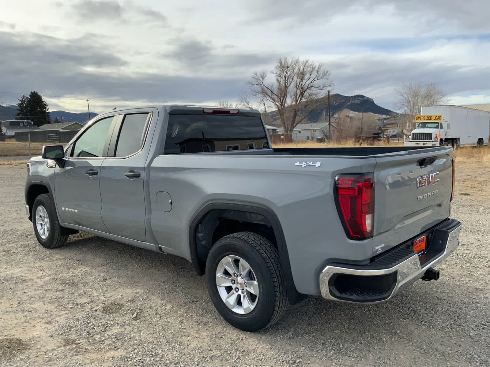 2025 GMC Sierra 1500 Pro 4WD Double Cab 147 3