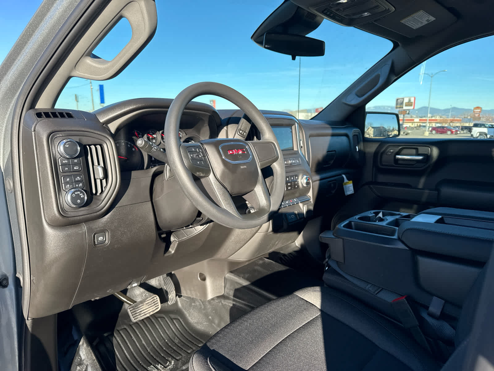 2025 GMC Sierra 1500 Pro 4WD Double Cab 147 2