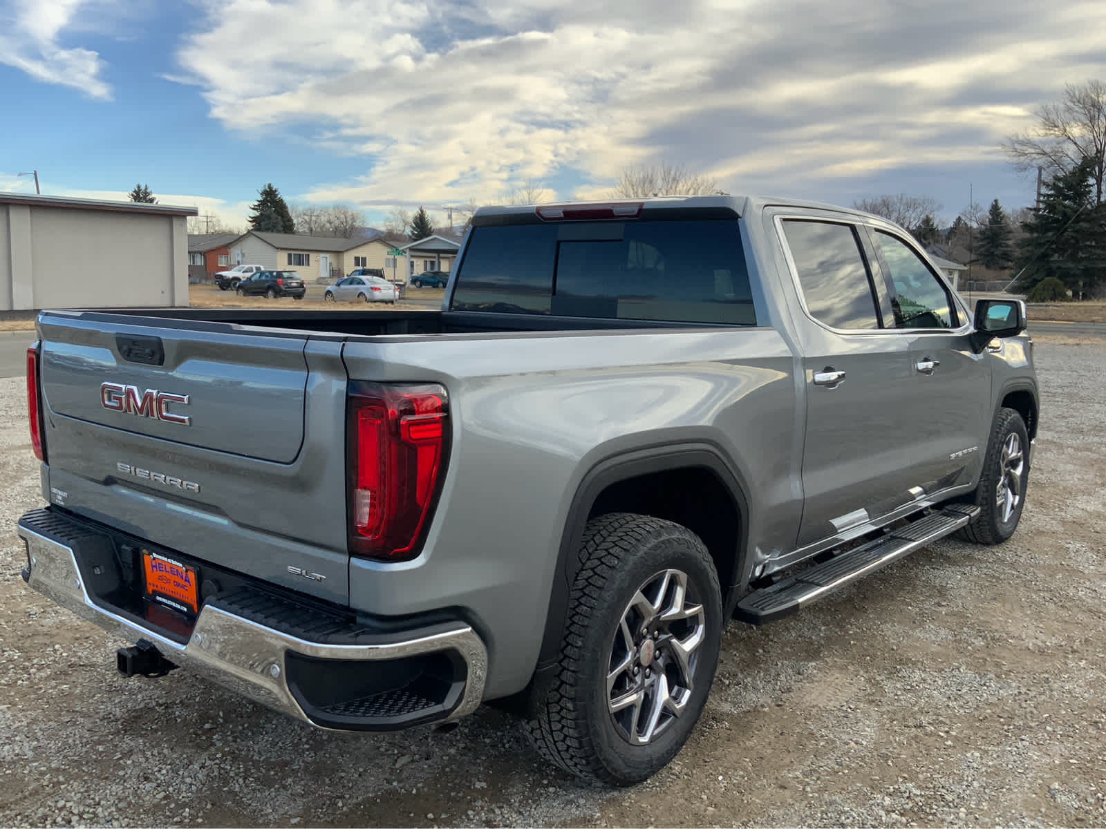 2025 GMC Sierra 1500 SLT 2WD Crew Cab 147 9