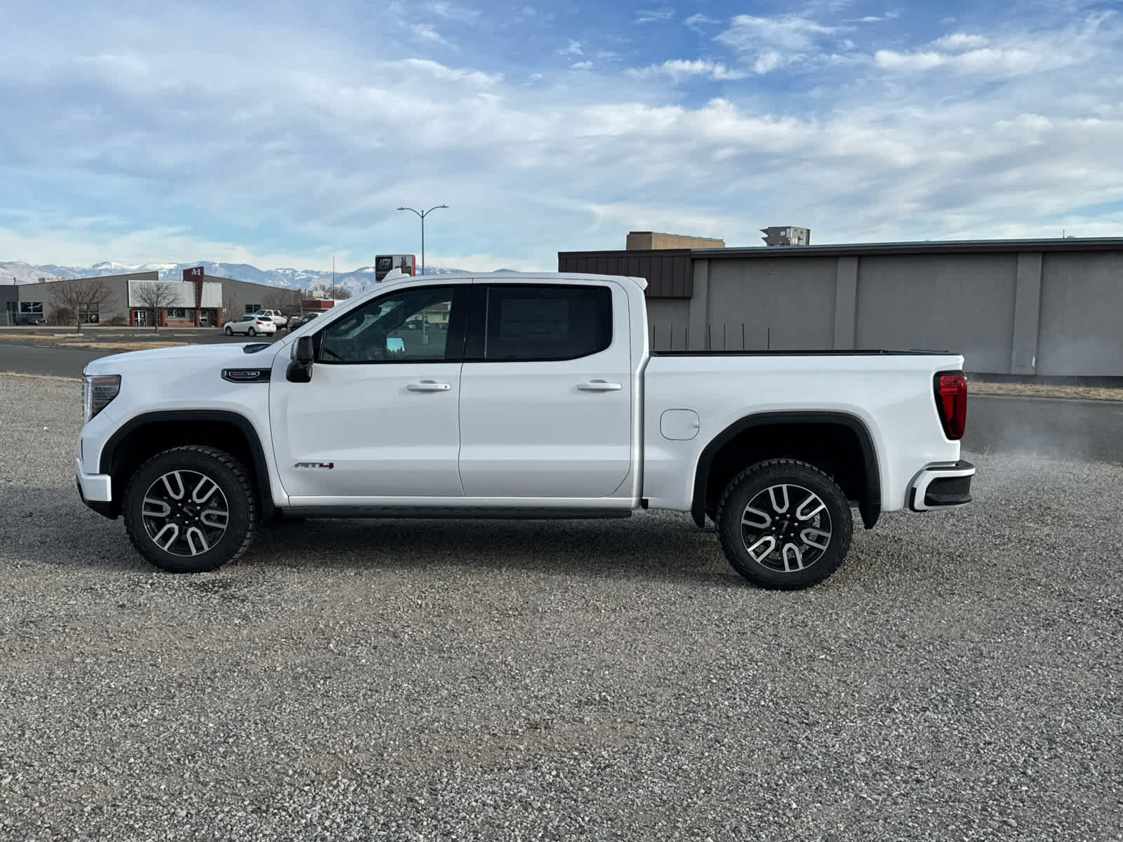 2025 GMC Sierra 1500 AT4 4WD Crew Cab 147 5