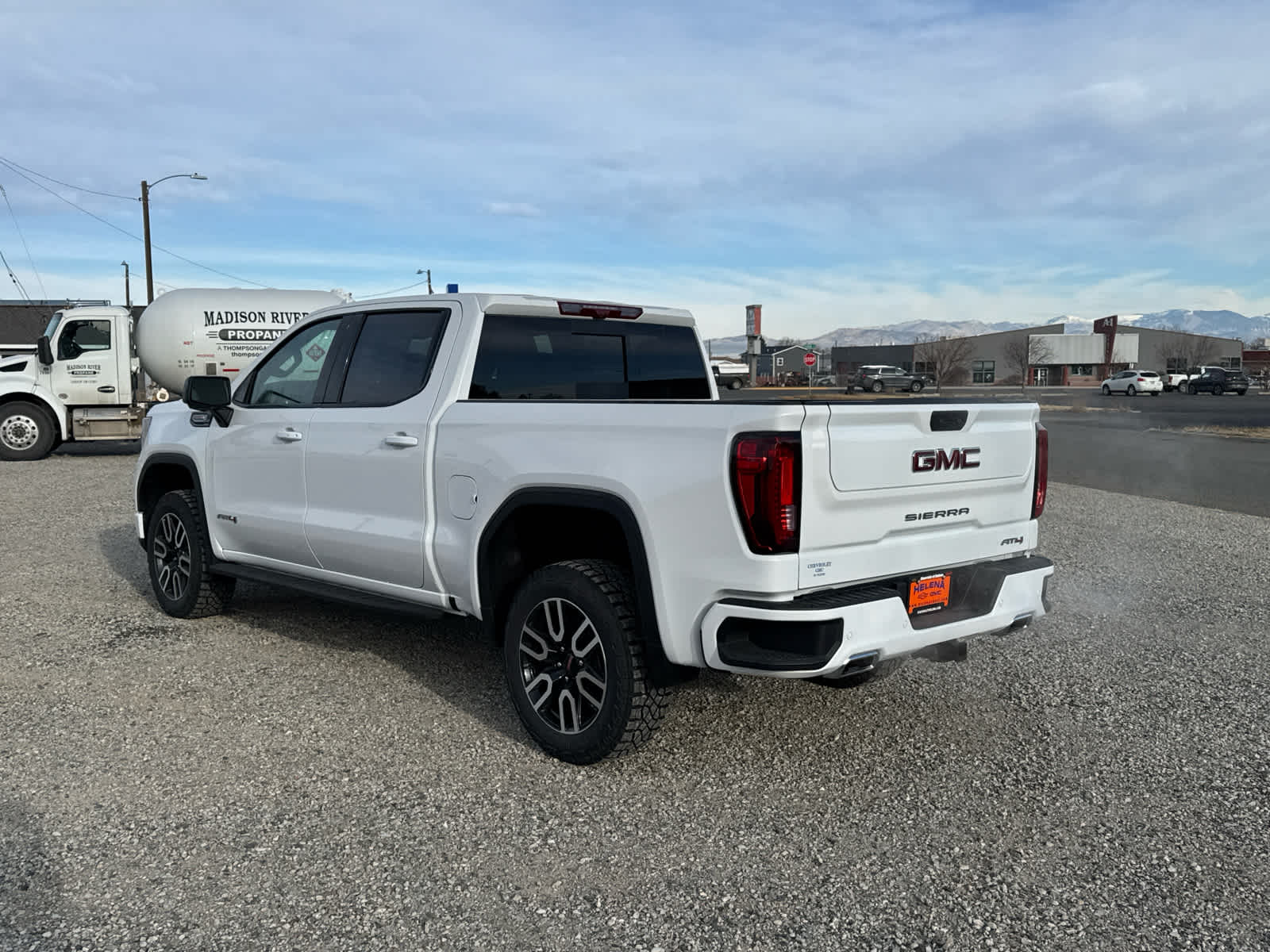 2025 GMC Sierra 1500 AT4 4WD Crew Cab 147 9