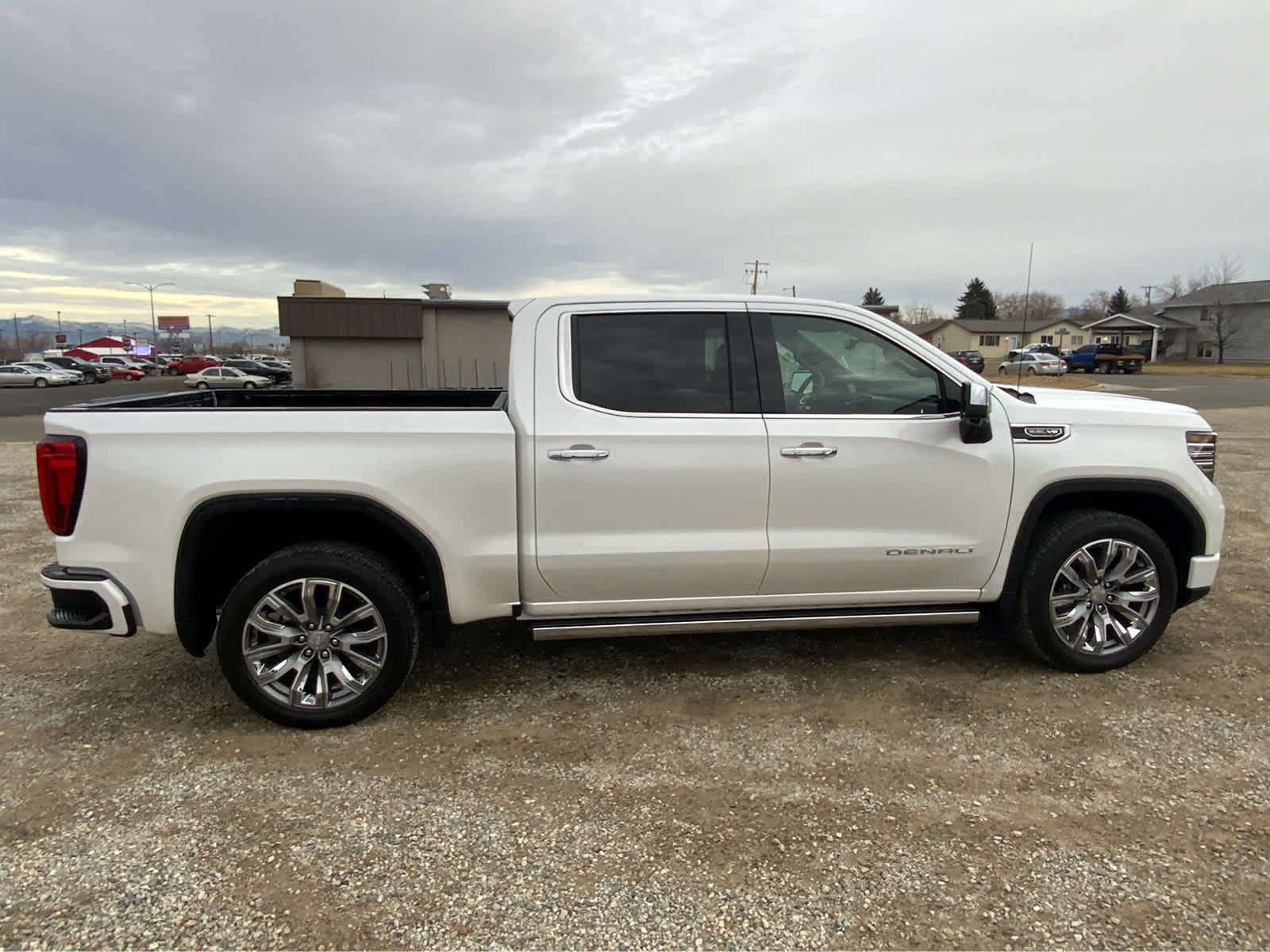 2025 GMC Sierra 1500 Denali 4WD Crew Cab 147 10