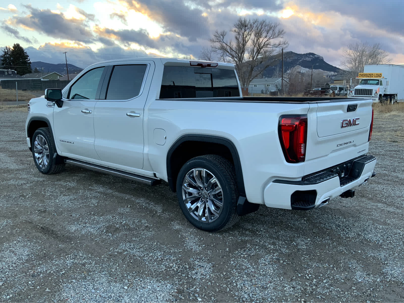 2025 GMC Sierra 1500 Denali 4WD Crew Cab 147 4