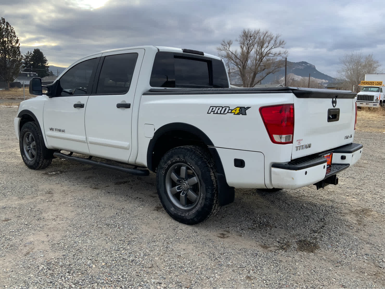 2014 Nissan Titan PRO-4X 4WD Crew Cab SWB 3