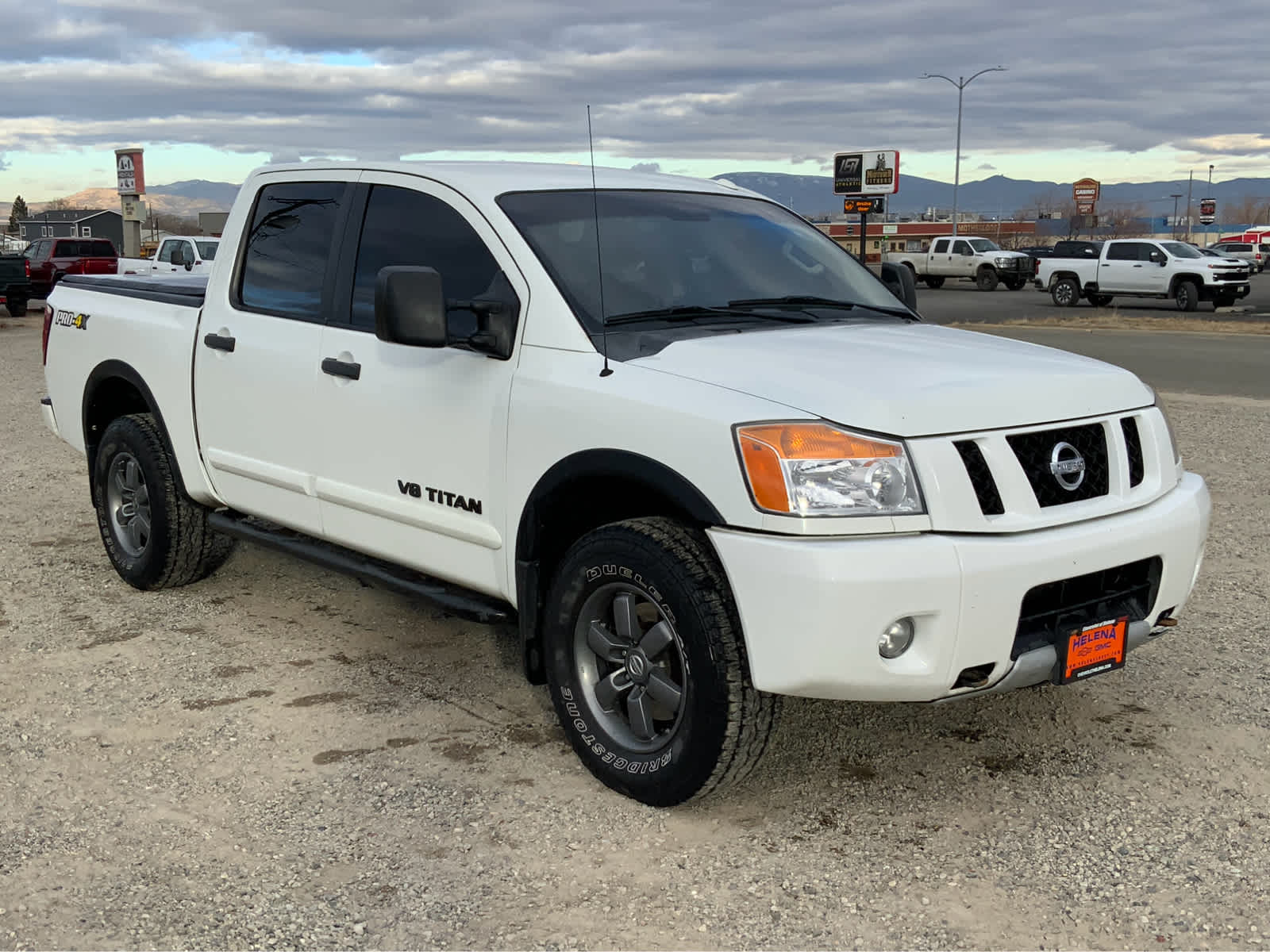 2014 Nissan Titan PRO-4X 4WD Crew Cab SWB 8