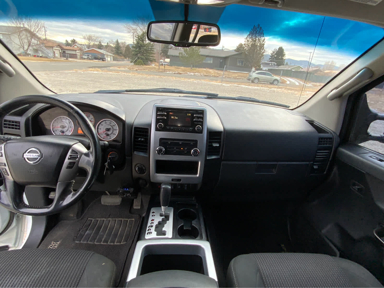 2014 Nissan Titan PRO-4X 4WD Crew Cab SWB 20